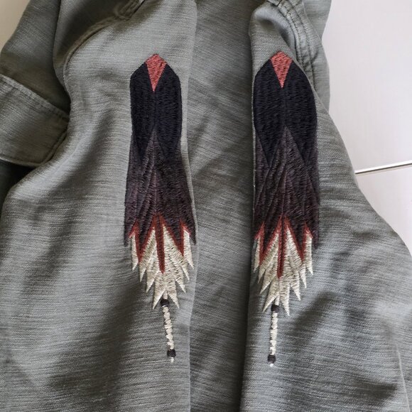 Levi's Army Shirt Jacket  Womens XS Military Green Wings Aztec Embroidery Hippie - Picture 16 of 16